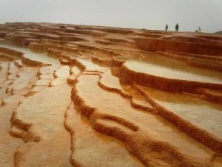 چشمه‌های باداب سورت - دومین چشمه آب شور جهان.