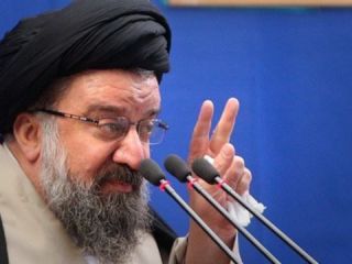 امام جمعه تهران:‌ تیم مذاکره‌کننده فقط در عرصه اتمی حق مذاکره دارد