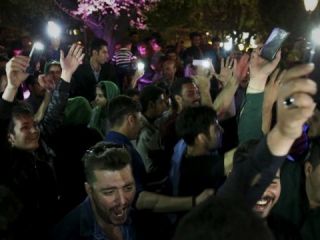 مبادله جوک و طنز در مواجهه با موضوع جدی مذاکرات اتمی