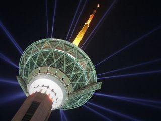 خودکشی یک شهروند تهرانی در برج میلاد