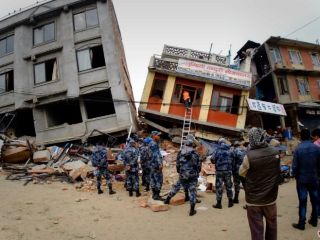 نیویورک تایمز: تهران در صف زلزله ای شبیه کاتماندو / زلزله شنبه نپال مقدمه ای بر زلزله ای بزرگتر است؟