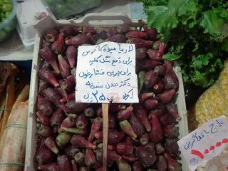 از شیر شتر تا دوغ گاومیش؛ گشتی در بازارچه تجریش.