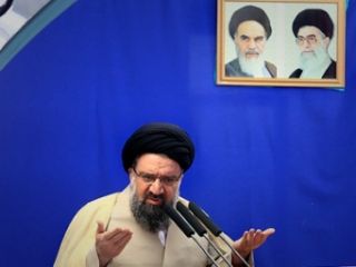 احمد خاتمی :اوباما و کنگره و سنای آمریکا هر غلطی می‌توانند ، بکنند