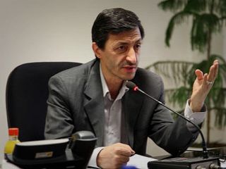 رییس کمیته امداد : پول های زکات را به فقرا نداده‌ایم