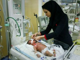 دیوان عدالت اداری ایران می‌گوید دولت باید ۹ ماه مرخصی زایمان بدهد