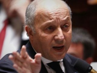 فابیوس: فرانسه با توافق هسته‌ای بدون دسترسی به مراکز نظامی ایران مخالفت می‌کند