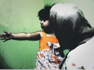 بانویی که به تمام سیاهی ها پشت پا زد