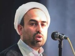 کرسی «آزاداندیشی» در قم: «سیاست حجاب اجباری کاملا اشتباه است»