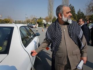 نقدی : اگر ۱۰سال دیگر هم ما را تحریم کنند هیچ اتفاقی نمی افتد