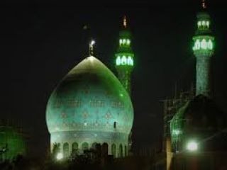 آیت الله مکارم شیرازی/ اگر بر فرض ساخت جمکران دستور امام زمان(عج) هم نباشد، الان تبدیل به مرکزی با جاذبه بسیار شده است