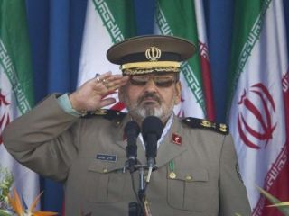 فیروزآبادی: داعش به ۴۰ کیلومتری مرز ایران برسد، نابود می‌شود