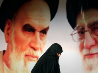 هشدار خامنه‌ای در مورد «تحریف» خمینی و معرفی او به عنوان لیبرال