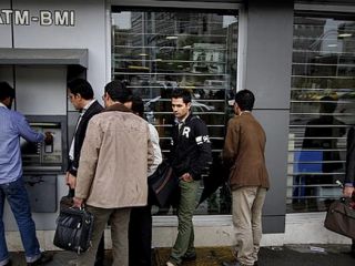 زنگ خطر برای سپرده‌گذاران موسسه‌های غیرمجاز.