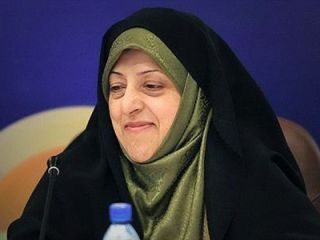 قایق حامل معصومه ابتکار در هورالعظیم واژگون شد