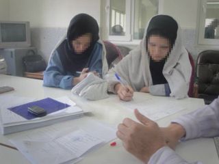 دختر جوان نقشه زورگیری از ۲ پسر پولدار را طراحی کرد