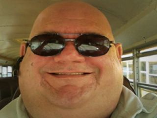 واژگون شدن اتوبوس مدرسه راز تعرض به دختران دانش آموز را فاش کرد