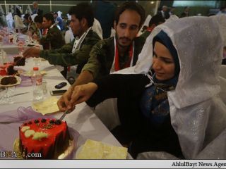 مراسم ازدواج گروهی برای شبه‌نظامیان عراقی برگزار شد