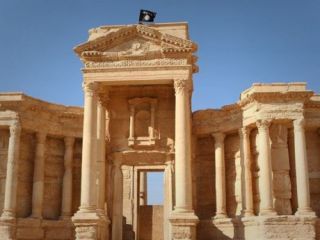 گروه «حکومت اسلامی» در حال «مین‌گذاری» در پالمیرا است