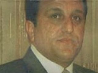 دلسوزی‌های تبهکارانه یک مرد برای خانواده زن ساده‌لوح