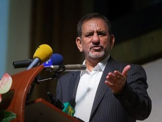 معاون اول رییس جمهور:  قرارگاه خاتم‌الانبیا مزاحم بخش خصوصی نباشد