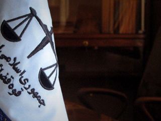 محدودیت متهمان امنیتی برای برخورداری از وکیل در مرحله بازجویی