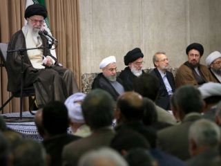 روایت خامنه‌ای از آغاز پنهانی مذاکره با امریکا در دولت احمدی‌نژاد و اعلام تازه‌ترین خطوط قرمز هسته‌ای