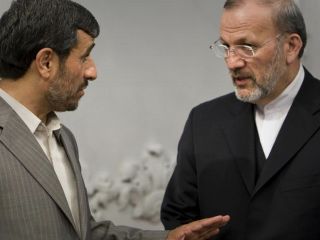 روایت جدید احمدی نژاد از برکتاری متکی از وزارت خارجه: از روزی که تصمیم گرفتیم که وزیر نباشد،مدام در سفر بود!