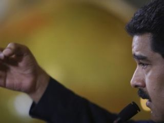 اعطای خط اعتباری نیم میلیارد دلاری به ونزوئلا از سوی ایران