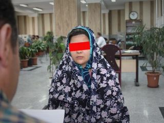 زن با پرتاب چاقو، همسرش را کشت