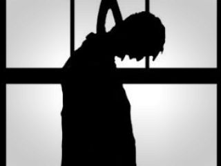 خودکشی پسر ۱۴ ساله بعد از دیدن نمرات کارنامه