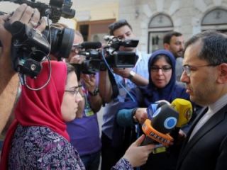 معاون وزیر خارجه: تحریم‌ها باید در روز اول اجرای توافق رفع شود