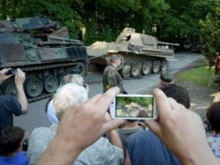 تانک زمان جنگ جهانی دوم از خانه بازنشسته آلمانی ضبط شد