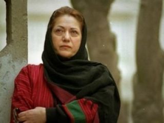 حمله فرج‌الله سلحشور به رخشان بنی‌اعتماد