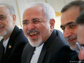 یک عکس یک خبر: توافق شد، جشن نمی‌گیریم!.