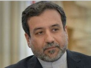 عراقچی: متن اصلی توافق تقریبا کامل شده؛ روحانی: به مذاکره کنندگان مان افتخار می کنم