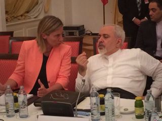 اظهارات موگرینی در مورد تنش لفظی با ظریف: نباید انتظار داشت که یک ایرانی و یک ایتالیایی با خونسردی مذاکره کنند، این بخشی از فرهنگ ماست!