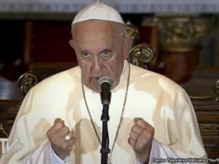 پاپ به خاطر «جنایات» کلیسا علیه بومیان قاره آمریکا تقاضای بخشش کرد