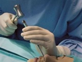 مرگ دختر ۲۱ ساله در هنگام عمل جراحی زیبایی