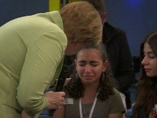 دختر فلسطینی از رفتار صدر اعظم آلمان دفاع کرد