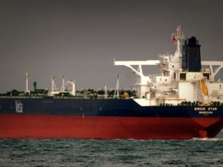 نفتکش ایرانی 'با دو میلیون بشکه نفت راهی شرق آسیا شد'