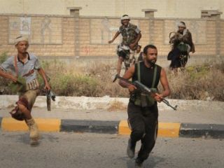 'دولت در تبعید یمن': عدن را از حوثی‌ها پس گرفتیم