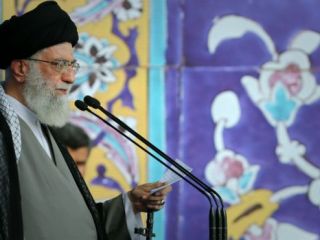 بحرین کاردار ایران را در اعتراض به اظهارات آیت‌الله خامنه‌ای احضار کرد