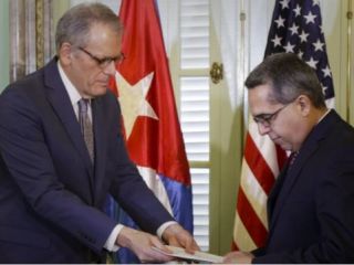 برقراری مجدد روابط دیپلماتیک آمریکا و کوبا پس از ۵۴ سال