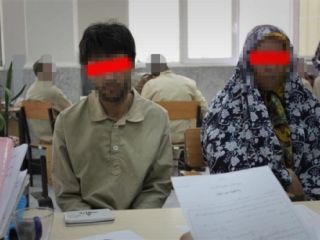 والدینی که دختر یکساله‌شان را به شیشه فروختند!