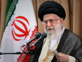 صداقت و انصاف به قرائت آیت‌الله خامنه‌ای