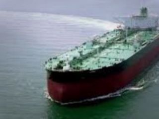 ذخیره نفت ایران روی آب به بهای زیان ۴۵ میلیون دلاری