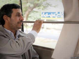 جهانگیری از «شکایت» احمدی‌نژاد استقبال کرد