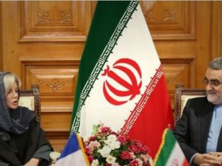 بروجردی از فرانسه خواست مجاهدین خلق را در فهرست تروریست‌ها قرار دهد