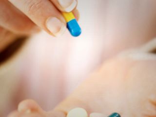 ضدافسردگی‌ها و مسکن‌ها را با هم نخورید