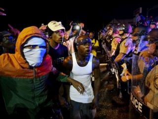 اعلام وضعیت اضطراری در فرگوسن آمریکا در پی تیراندازی‌های شدید